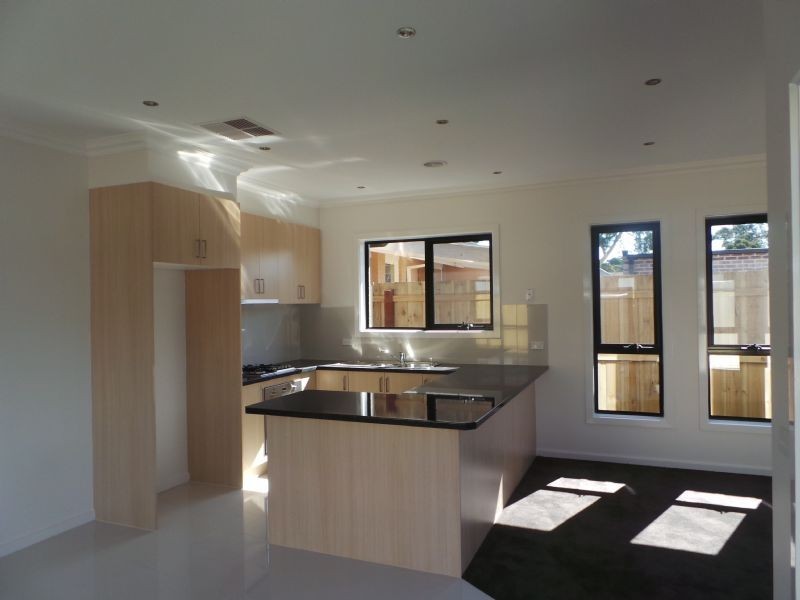 1A Puffin Court, Endeavour Hills VIC 3802