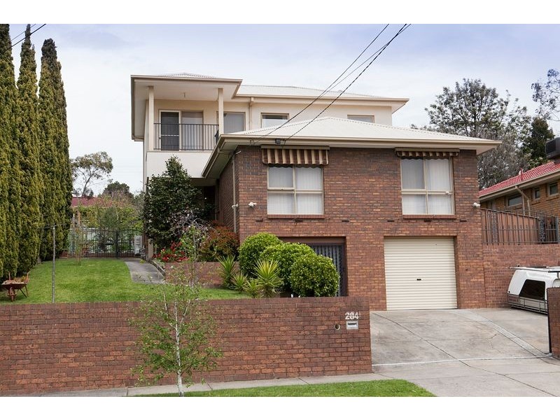 204 Outlook Drive, Dandenong North VIC 3175