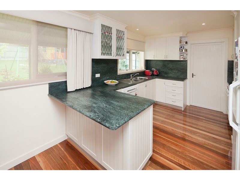 204 Outlook Drive, Dandenong North VIC 3175