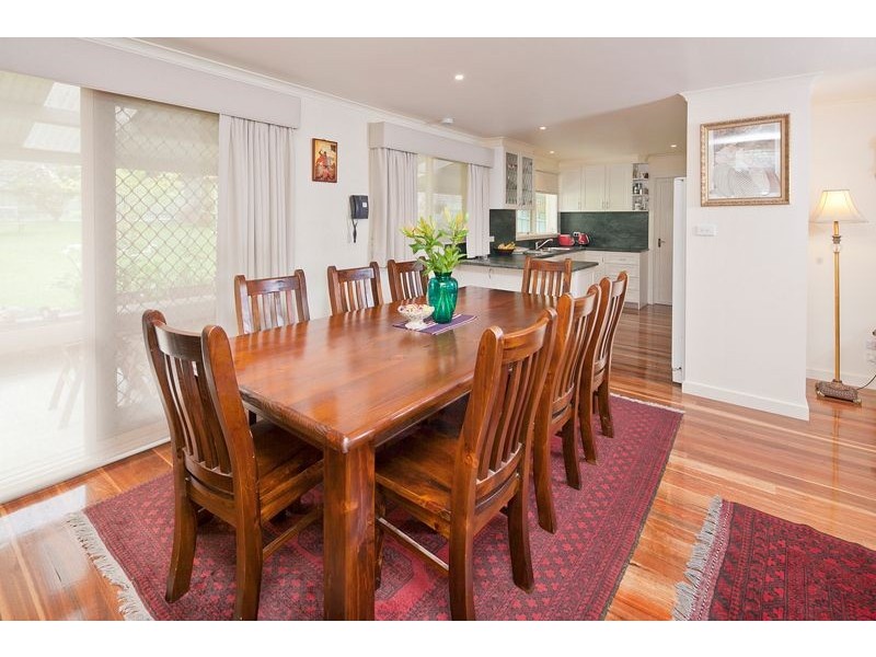 204 Outlook Drive, Dandenong North VIC 3175