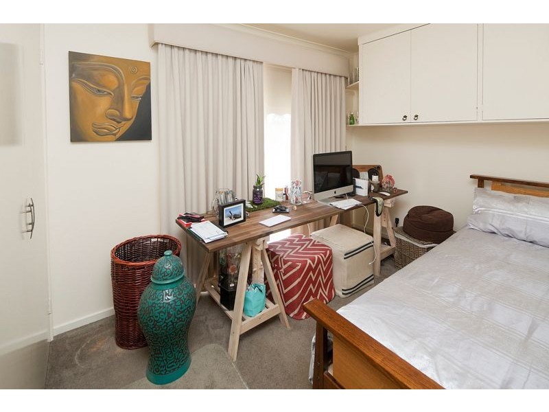 204 Outlook Drive, Dandenong North VIC 3175