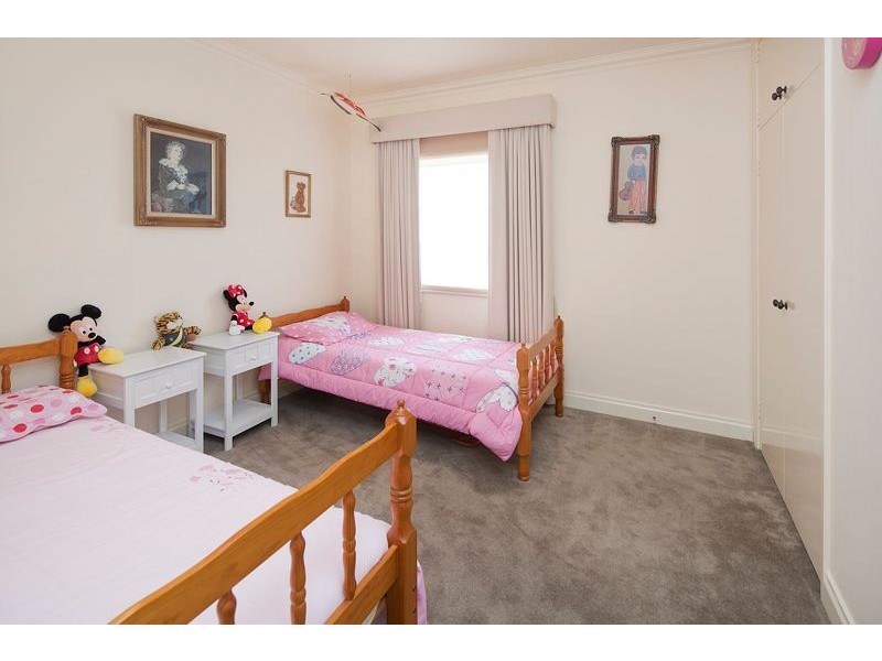 204 Outlook Drive, Dandenong North VIC 3175