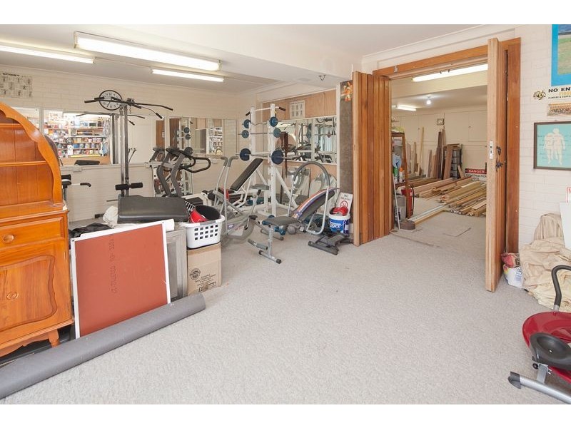 204 Outlook Drive, Dandenong North VIC 3175