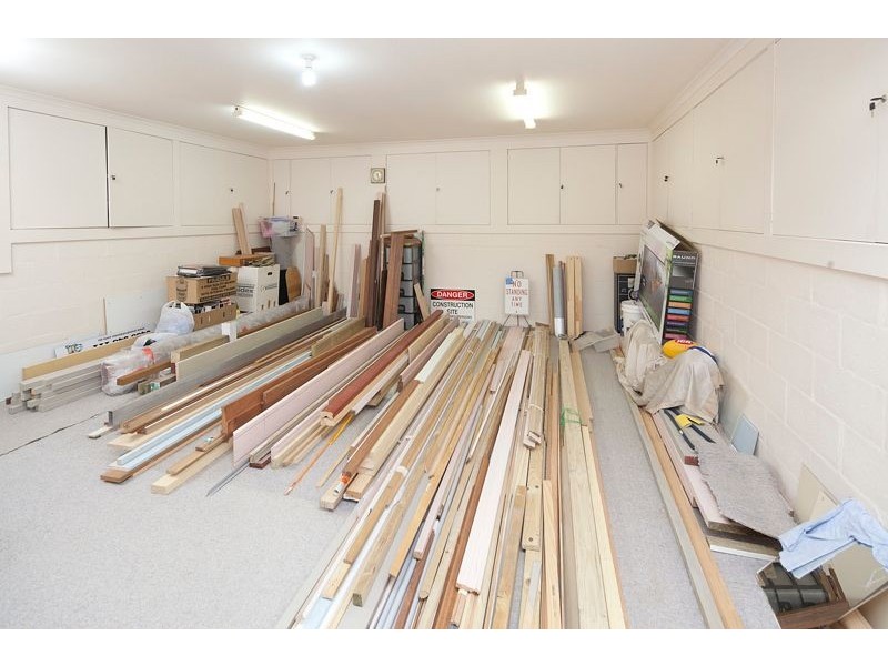 204 Outlook Drive, Dandenong North VIC 3175