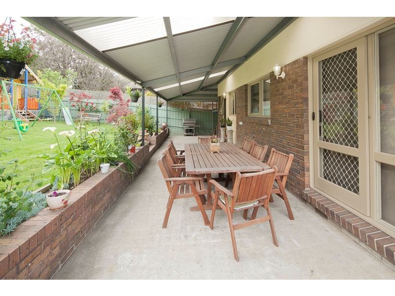 204 Outlook Drive, Dandenong North VIC 3175