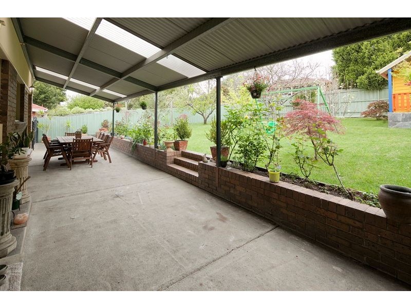 204 Outlook Drive, Dandenong North VIC 3175