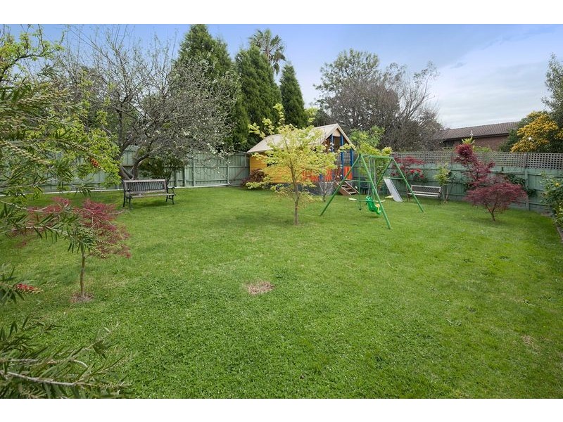 204 Outlook Drive, Dandenong North VIC 3175