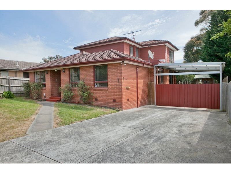 19 Castlecrag Close, Endeavour Hills VIC 3802