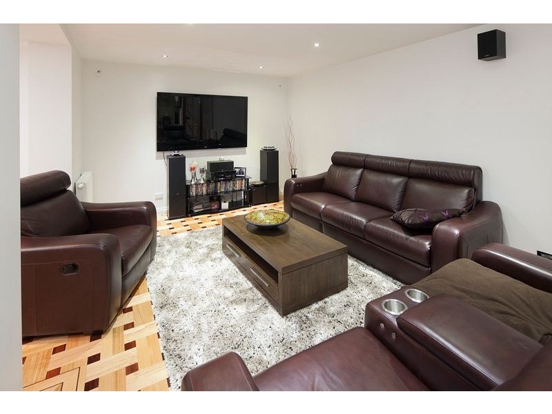 6 Morey Rise, Endeavour Hills VIC 3802