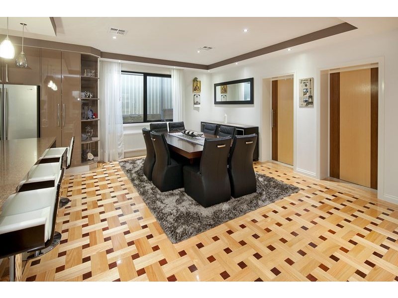 6 Morey Rise, Endeavour Hills VIC 3802