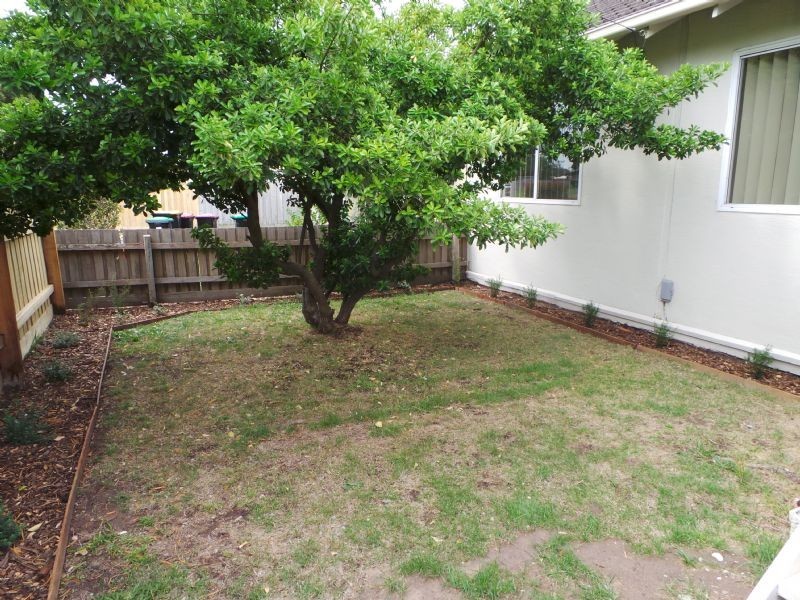 61 Menzies Ave, Dandenong North VIC 3175
