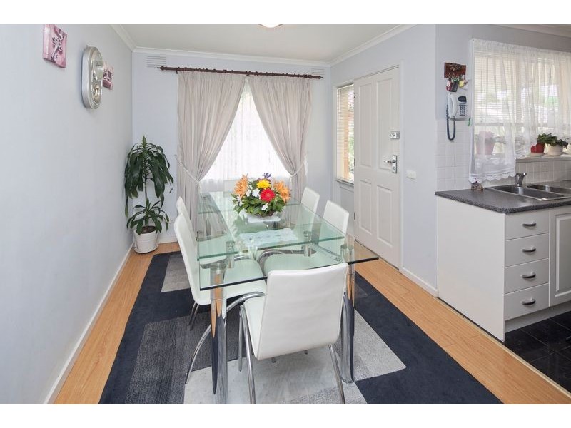 6 Nara Court, Dandenong North VIC 3175