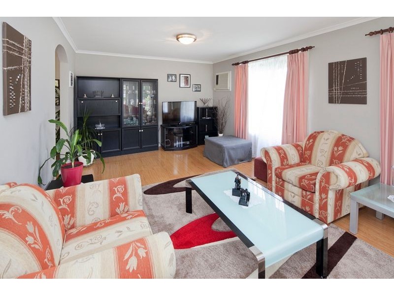 6 Nara Court, Dandenong North VIC 3175