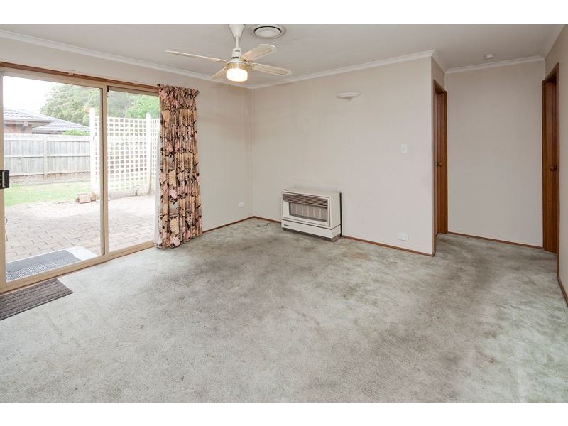 19 Falkiner Crescent, Dandenong VIC 3175