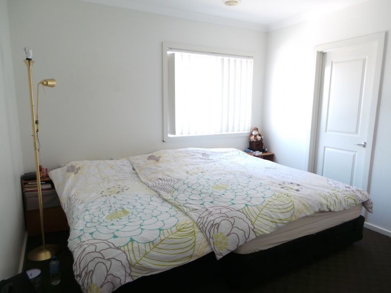 3/8 Prunus Grove, Doveton VIC 3177