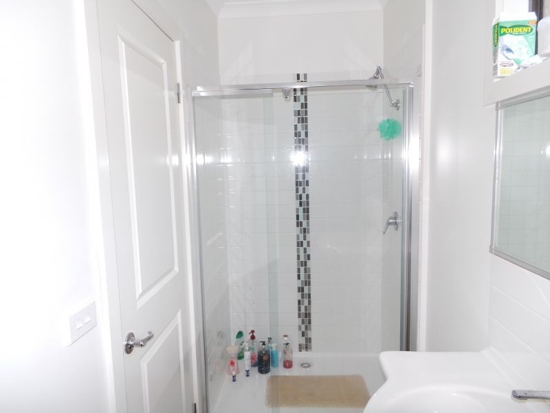 3/8 Prunus Grove, Doveton VIC 3177