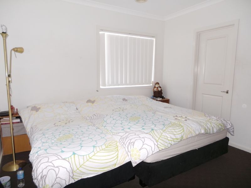 3/8 Prunus Grove, Doveton VIC 3177