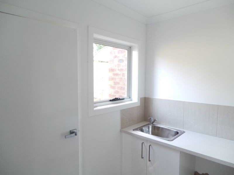 3/32 Monteith Crescent, Endeavour Hills VIC 3802