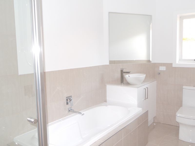 4/32 Monteith Crescent, Endeavour Hills VIC 3802