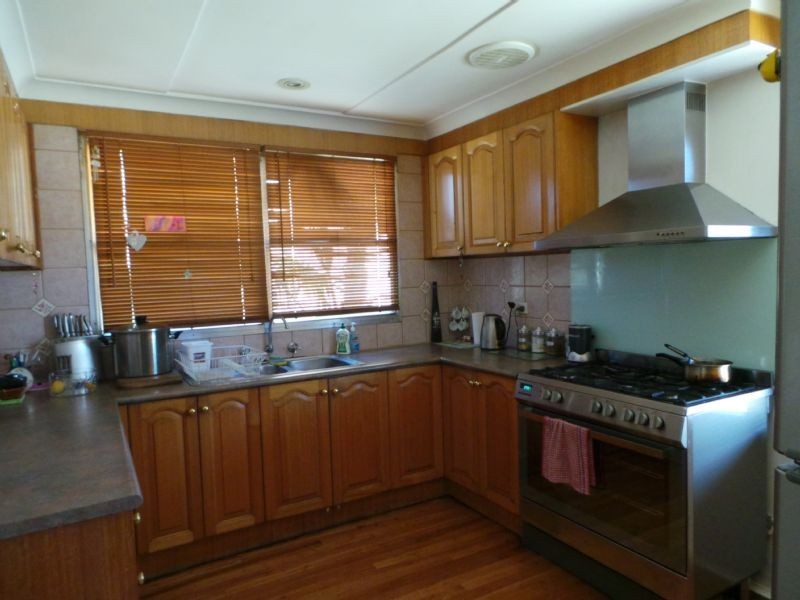 10 Conferta Crescent, Doveton VIC 3177