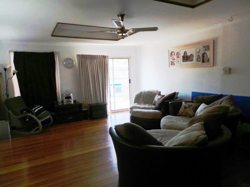 10 Conferta Crescent, Doveton VIC 3177