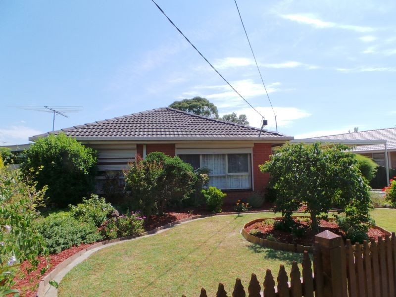 42 Laurel Avenue, Doveton VIC 3177