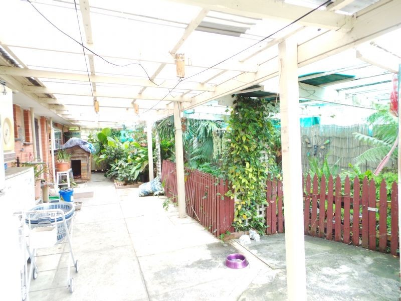 42 Laurel Avenue, Doveton VIC 3177