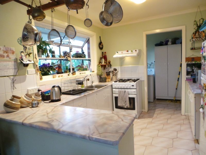 42 Laurel Avenue, Doveton VIC 3177