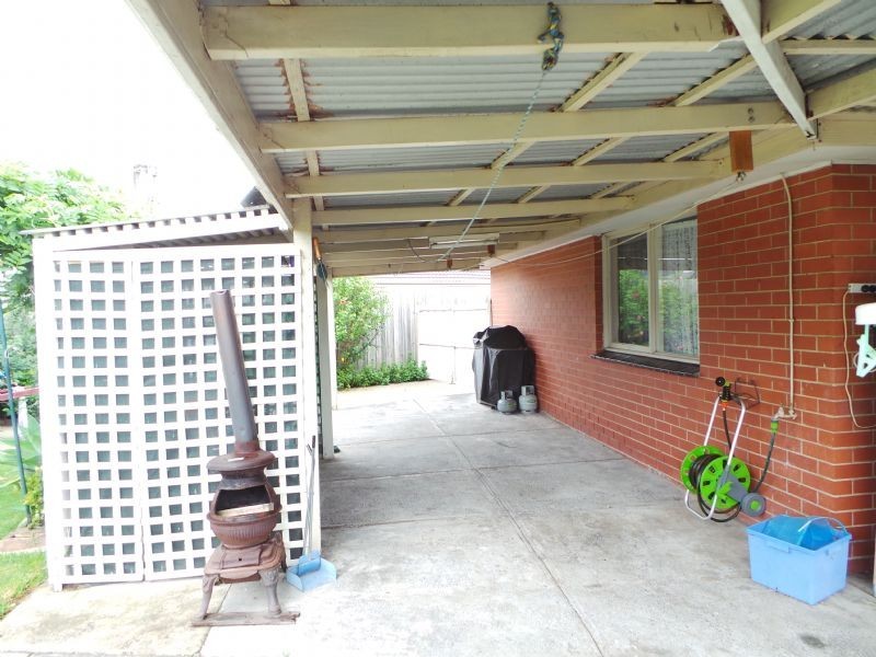 42 Laurel Avenue, Doveton VIC 3177