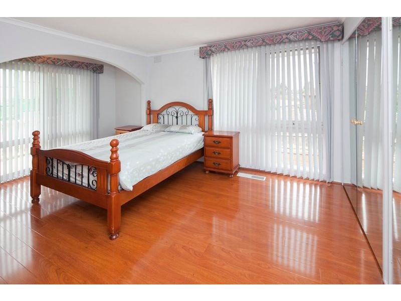 5 Garfield Court, Dandenong North VIC 3175