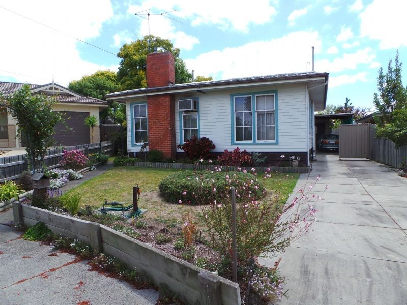 3 Hughes Crescent, Dandenong North VIC 3175