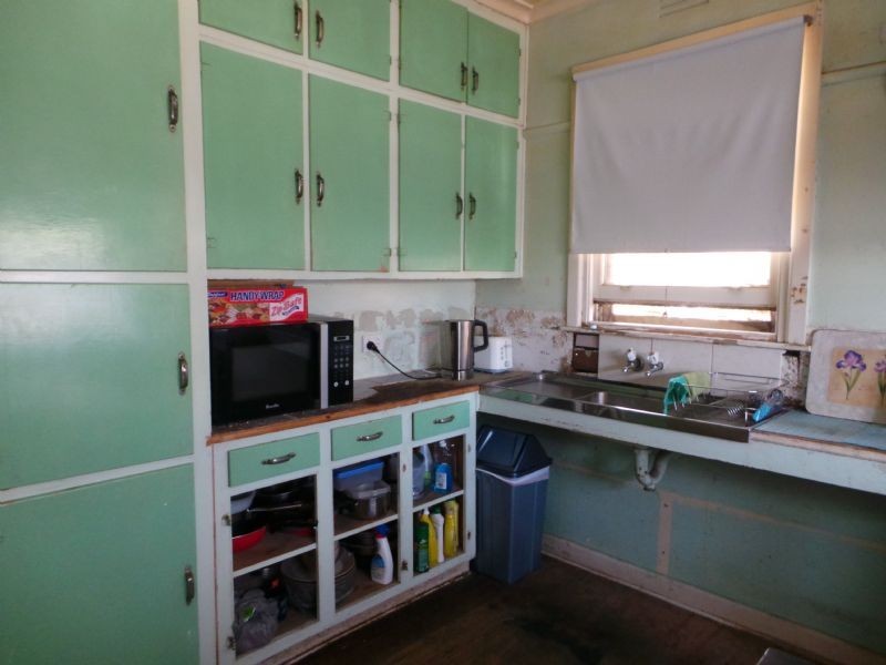 16 Myrtle Grove, Doveton VIC 3177