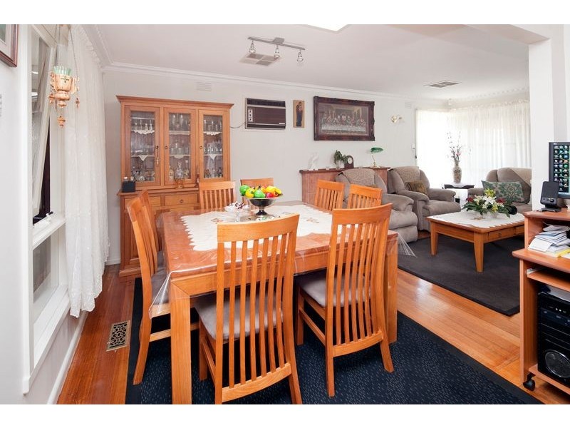 10 Carlisle Road, Hallam VIC 3803