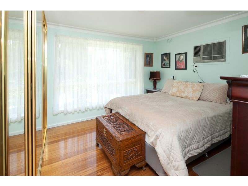 10 Carlisle Road, Hallam VIC 3803