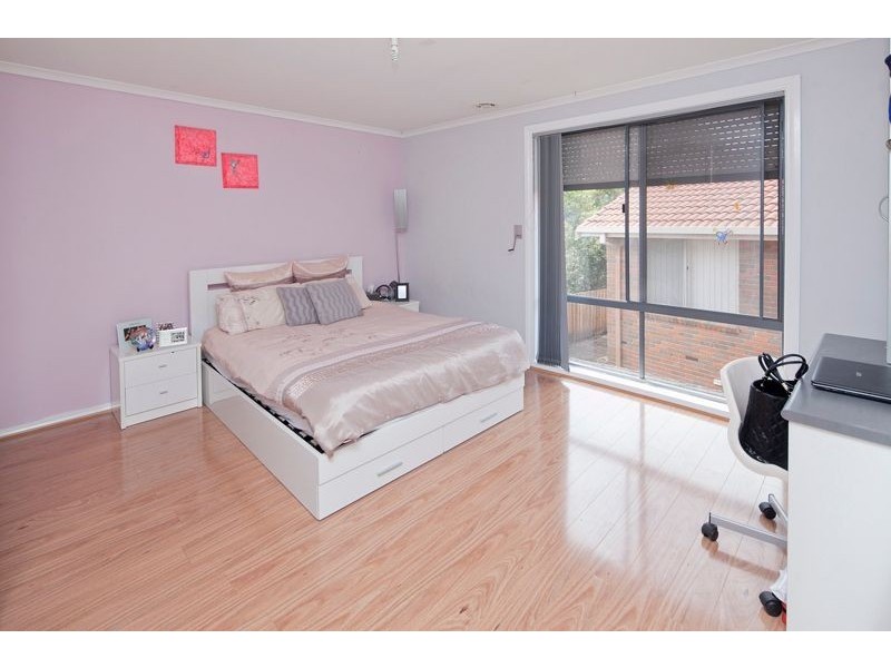 9 Monica Close, Endeavour Hills VIC 3802