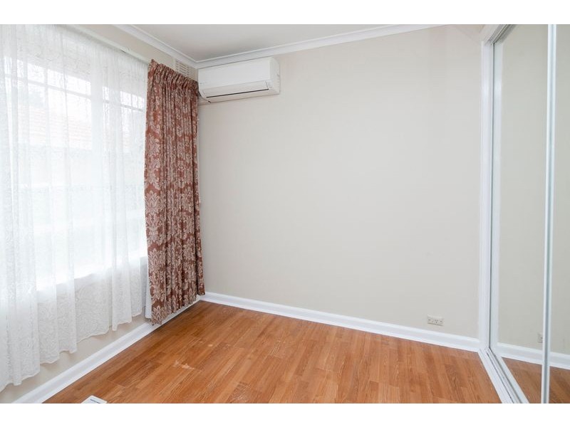 26 Oakwood Avenue, Dandenong North VIC 3175