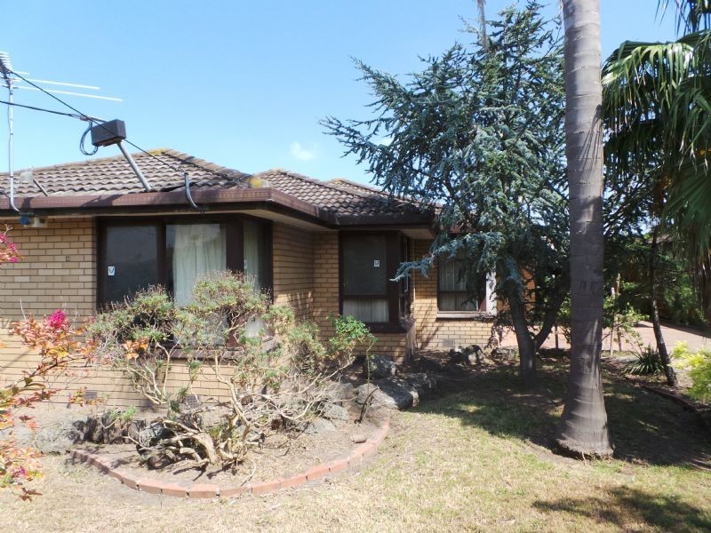 12 Southdowne Close, Springvale VIC 3171