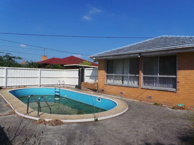 8 Bertha Street, Springvale South VIC 3172