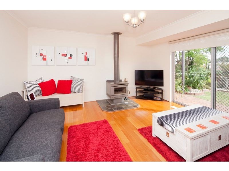 32 William Hovell Drive, Endeavour Hills VIC 3802