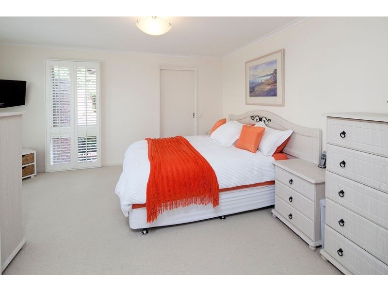 32 William Hovell Drive, Endeavour Hills VIC 3802