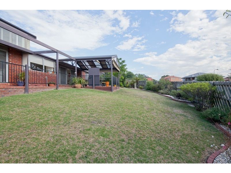 32 William Hovell Drive, Endeavour Hills VIC 3802