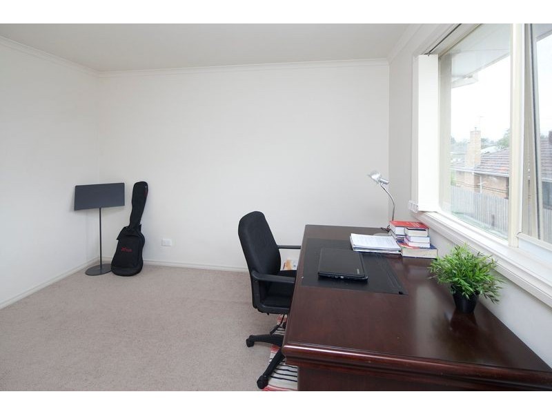 2/15 Eckford Street, Dandenong VIC 3175