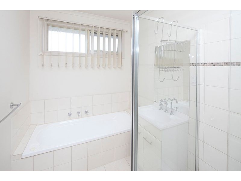 2/15 Eckford Street, Dandenong VIC 3175