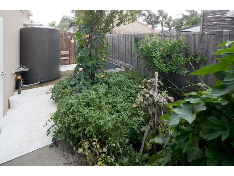 2/15 Eckford Street, Dandenong VIC 3175