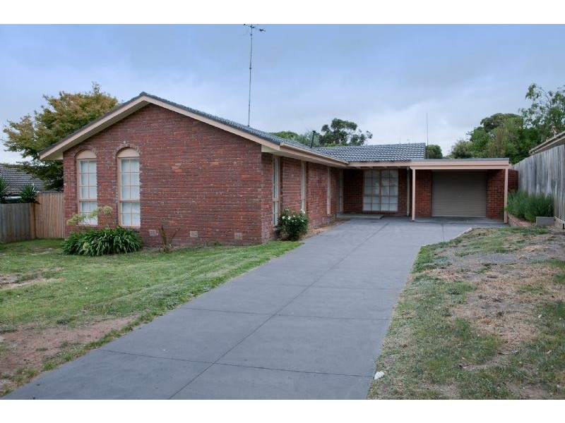 4 Rearden Close, Endeavour Hills VIC 3802