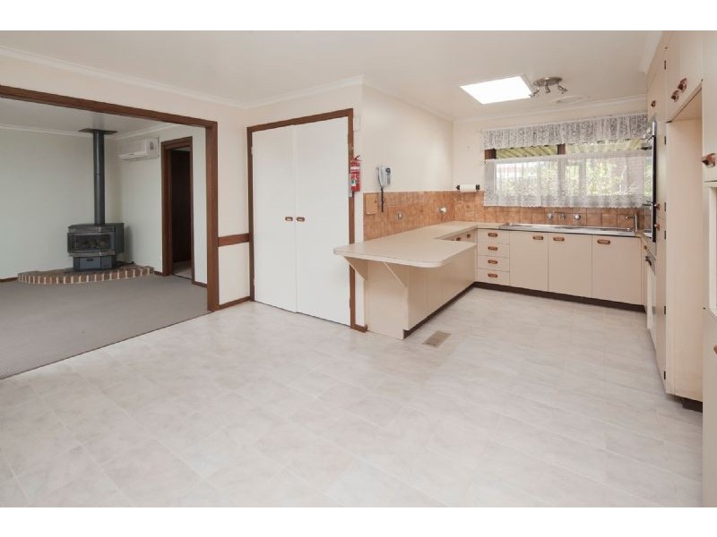 4 Garfield Court, Dandenong North VIC 3175