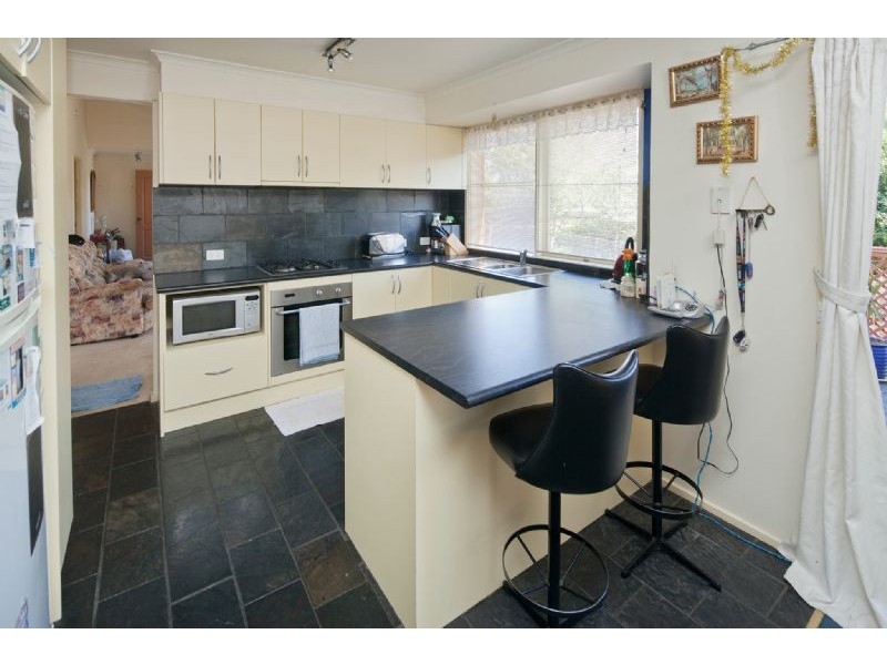 99 Shetland Street, Endeavour Hills VIC 3802