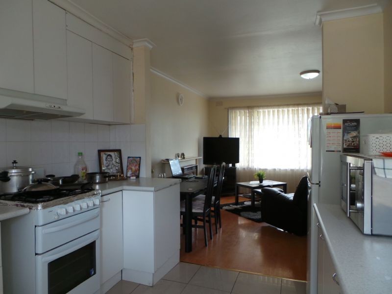 2/60 Louis Street, Doveton VIC 3177