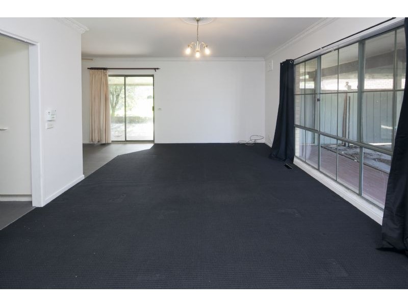 79 Shetland Street, Endeavour Hills VIC 3802