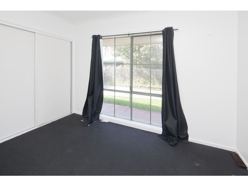 79 Shetland Street, Endeavour Hills VIC 3802